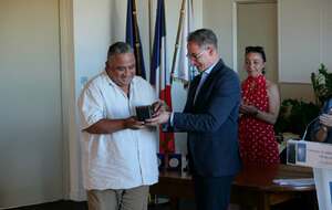 Médaille de la ville décernée à l'ASMTT